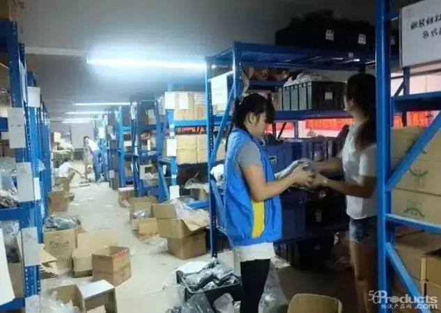 一個(gè)倉(cāng)儲(chǔ)人的工作報(bào)告,看如何有效的解決倉(cāng)庫(kù)現(xiàn)有部分問題