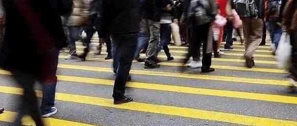 美國(guó)人：自動(dòng)化將使中國(guó)“廉價(jià)勞動(dòng)力”喪失優(yōu)勢(shì)！外國(guó)網(wǎng)友評(píng)論扎心