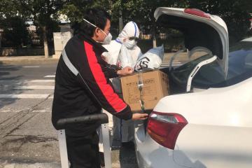 奔走在疫情下的快遞小哥，被順風連升三級