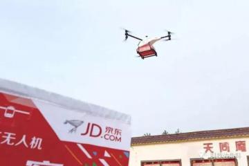 劉強(qiáng)東和馬云：物流重資產(chǎn)還是輕資產(chǎn)？自營還是外包？