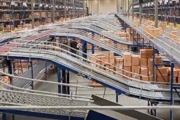 視頻：你的熊貓鞋在這里-斯凱奇物流中心