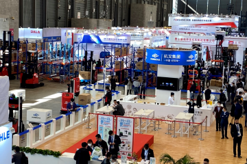 電動(dòng)叉車迎來拐點(diǎn)