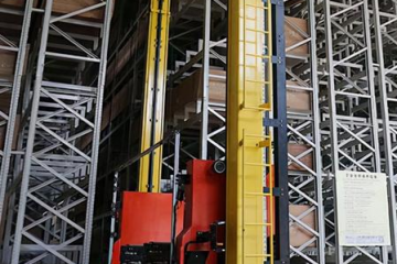 35米高的電商物流倉(cāng)庫(kù)貨架