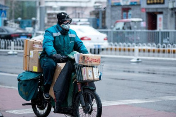 快遞業(yè)跨過千億門檻，解決配送問題的癥結(jié)在哪里？