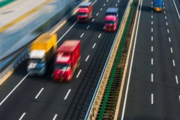 物流提效，需盤活“小、散、弱”的公路物流