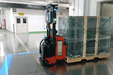 “長跑冠軍”未來機器人VNT20智能叉車助力企業(yè)高效作業(yè)不停步