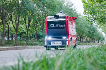京東物流11.11投用超700臺(tái)無人車，智能快遞車配送單量增長(zhǎng)300%