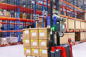 AGV叉車如何實(shí)現(xiàn)智能倉(cāng)儲(chǔ)物流