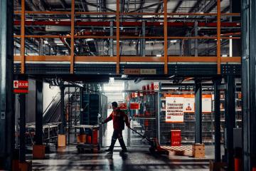 新能源首次！京東物流牽手零跑汽車，全國(guó)四地分倉(cāng)提升供應(yīng)鏈效率