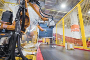 快遞進(jìn)廠，“融”出發(fā)展新空間