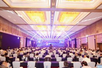 聚智創(chuàng)新 鏈通未來 | 林德叉車亮相2023第二屆酒類物流供應(yīng)鏈創(chuàng)新大會(huì)