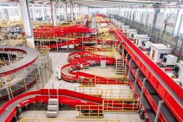 　京東物流與茅臺(tái)物流戰(zhàn)略簽約 攜手推進(jìn)全球范圍智慧物流合作