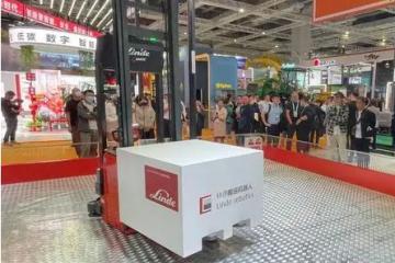 赴進(jìn)博之約，林德叉車展示創(chuàng)新成果