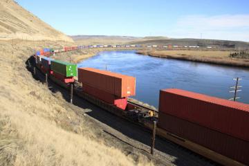 鐵路貨運(yùn)迎來新增量，有效支撐經(jīng)濟(jì)社會(huì)發(fā)展