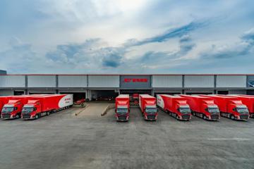 大力推進(jìn)多式聯(lián)運(yùn)“一單制”、“一箱制”發(fā)展，中共中央 國務(wù)院關(guān)于加快經(jīng)濟(jì)社會發(fā)展全面綠色轉(zhuǎn)型的意見