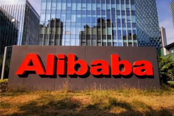 【商戰(zhàn)】京東、阿里“世紀大和解”：誰的贏面更大？