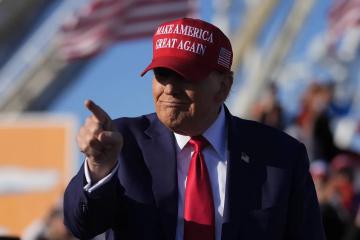 特朗普“再就業(yè)”，跨境電商將迎“疾風巨浪”？