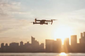 交通部、國家發(fā)改委：積極發(fā)展無人機配送等商業(yè)化應(yīng)用