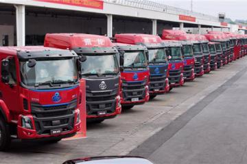 譜寫(xiě)大國(guó)擔(dān)當(dāng)新篇章，東風(fēng)柳汽再獲“車(chē)輪上的中國(guó)”兩項(xiàng)殊榮