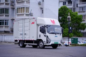 城配神器橫掃雙旦高峰 E路達純電輕卡不負使命