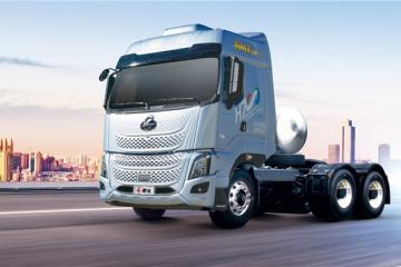 顏值出眾，智能領航！乘龍H7 Pro LNG助你創(chuàng)富每一程