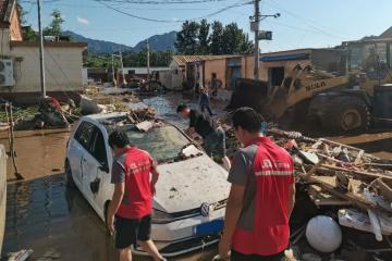 派送時(shí)效受影響，快件泡水咋理賠？五家快遞回應(yīng)！