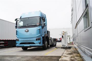 輕量化設計多拉700KG，乘龍翼威5助卡友輕“盈”創(chuàng)富