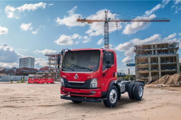 “15分鐘級”兆瓦超充補(bǔ)能！東風(fēng)天龍KL兆瓦超充牽引車給出高效運(yùn)營最優(yōu)解