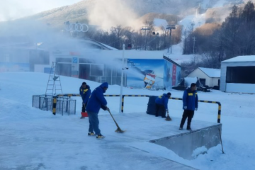 德邦快遞服務(wù)雪場(chǎng)版圖升級(jí)：北大湖開板點(diǎn)燃冰雪經(jīng)濟(jì)新引擎