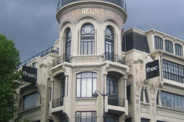 通往歐洲之路，劉強(qiáng)東快樂并痛著