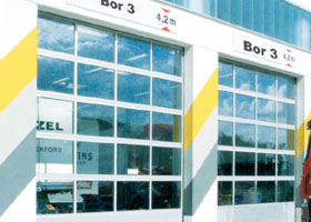 全透明鋁制滑升門