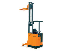 德國STILL1.6噸坐駕式電動(dòng)堆高機(jī) EFV 160 