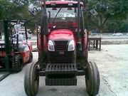 拖拉機(jī)系列-東方紅X700拖拉機(jī)