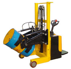 南海威士海VH-WVD-40/16全電動(dòng)油桶搬運(yùn)/翻轉(zhuǎn)車(chē)