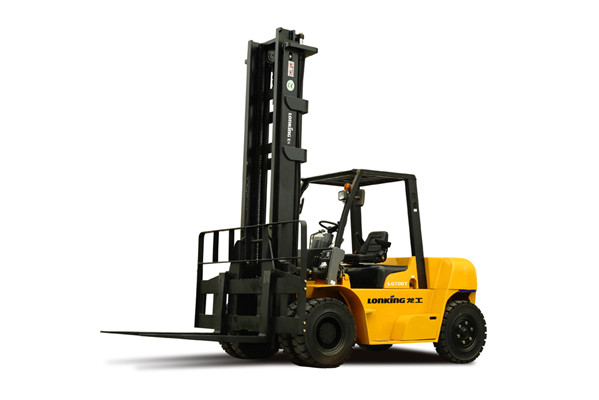 LG70DT內(nèi)燃平衡重柴油叉車