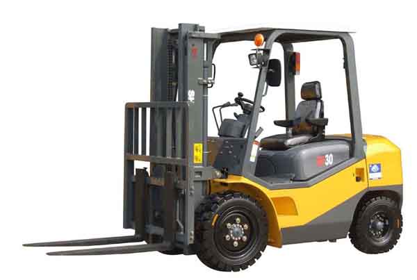 山推SF30AC/SF30TC內(nèi)燃平衡重叉車