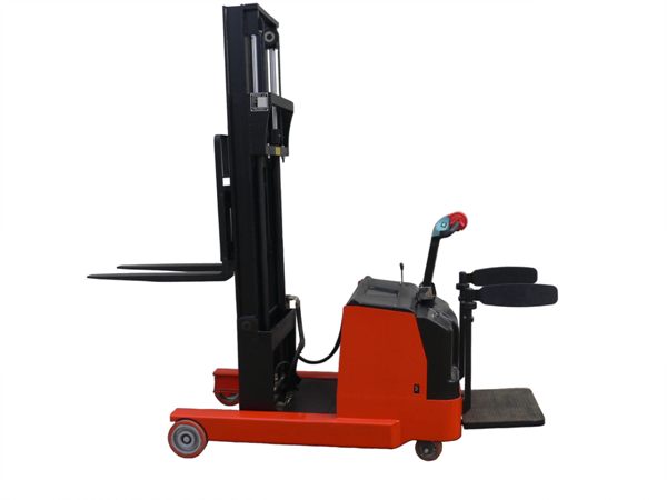 CQD系列前移式電動(dòng)堆高車