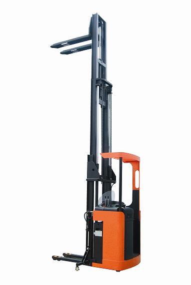 RS1555-座駕式全電動堆高車