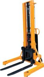 寬支腿型半電動(dòng)堆高車(chē) CTK型 CTK型 