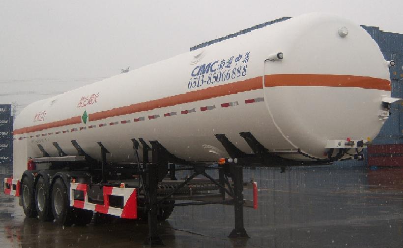  低溫液體運輸半掛車