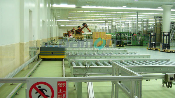 德馬RGV搬運(yùn)車