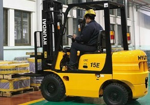 現(xiàn)代叉車CPC15E