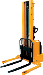 全電動堆高車ＦＷ型