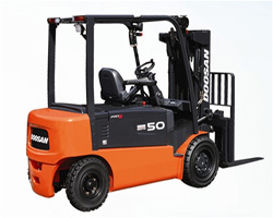 斗山B40X,B45X,B50X-5電動(dòng)式叉車