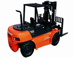 斗山D50/60/70G內(nèi)燃平衡重叉車