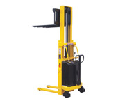 SPN半電動(dòng)堆高車