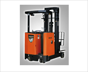 斗山電動(dòng)前移式叉車BR10S