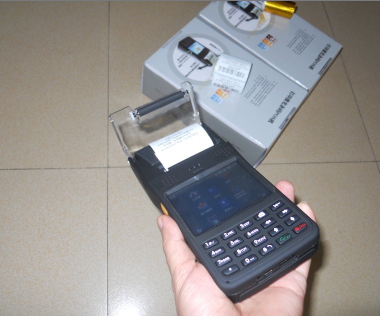 內置打印機和POS工業(yè)手持終端