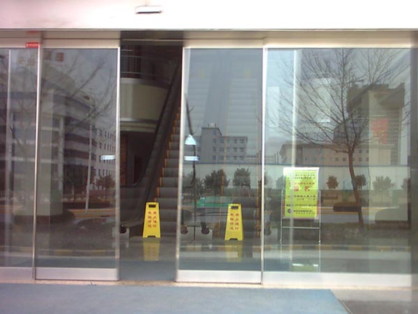 橫移自動(dòng)門 