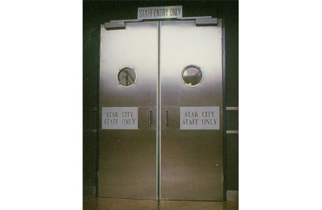 衛(wèi)生隔離門